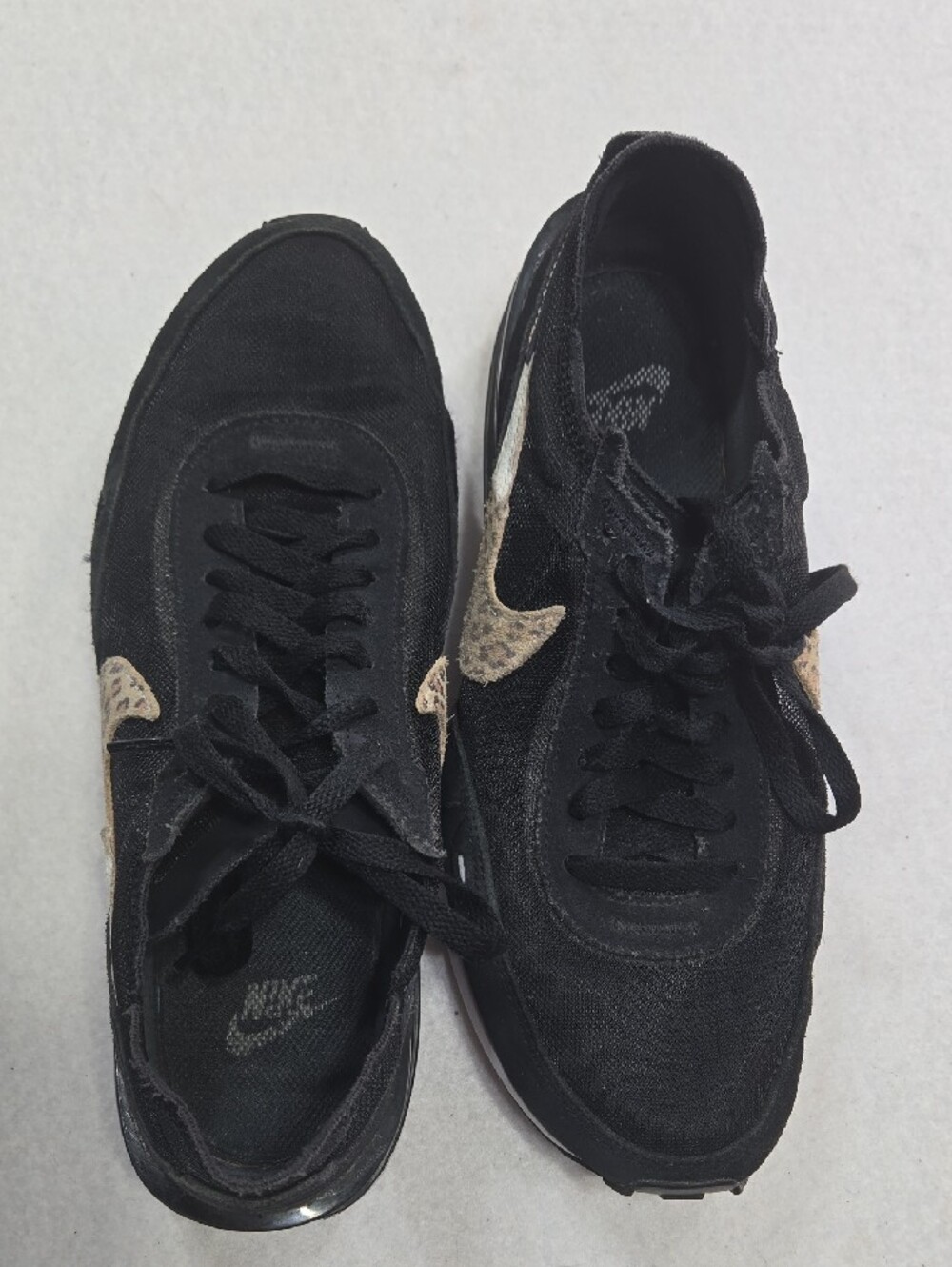 Nike Woman's Waffle One SE "Black Leopard" DJ9776-001 - Picture 4 of 11